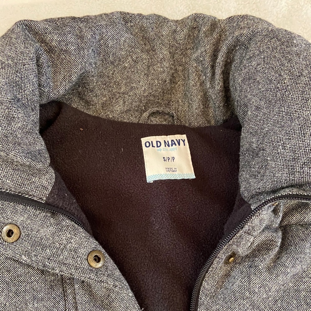 Puffer Vest - Picture 3 of 7